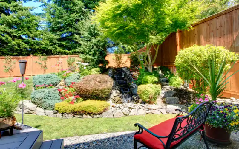 garden design ideas for small backyards